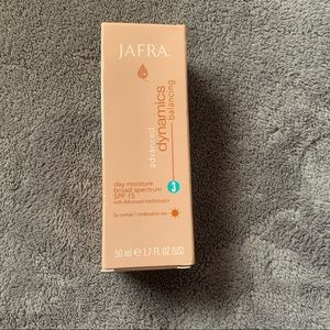 NEW JAFRA Advanced Dynamics Balancing Day Moisture Broad Spectrum SPF 15